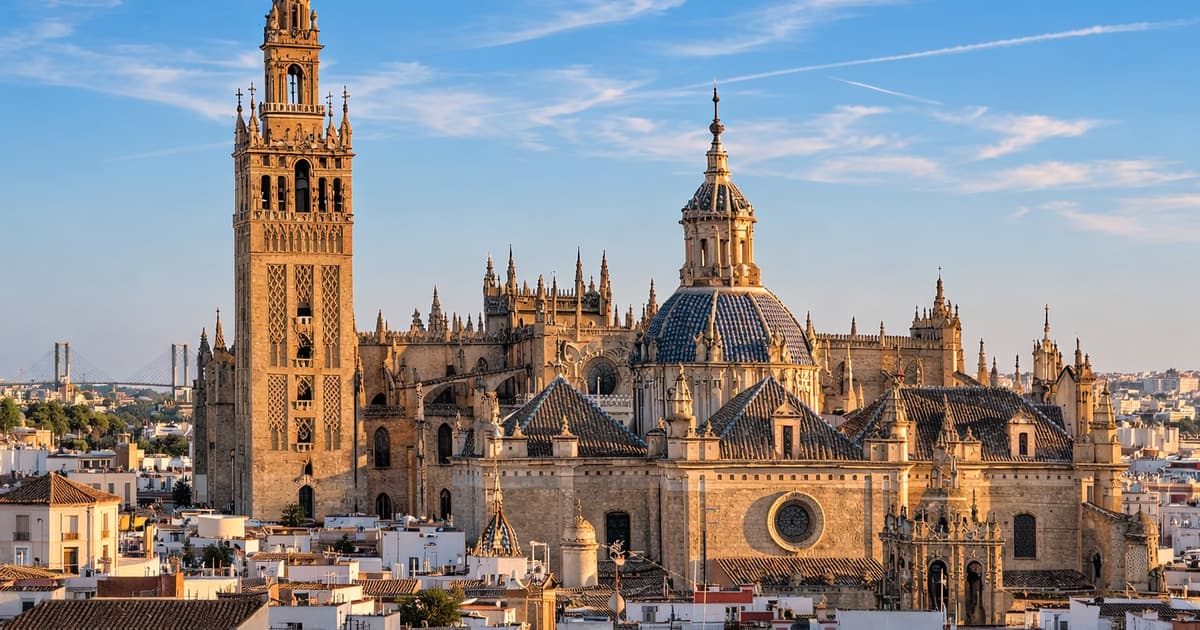 Sevilla: tour con acceso prioritario a la catedral y la Giralda