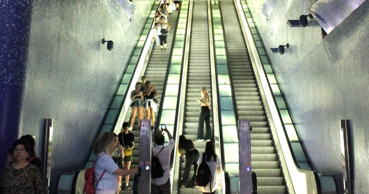 Las estaciones de metro artísticas de Nápoles: modernidad y antigüedad