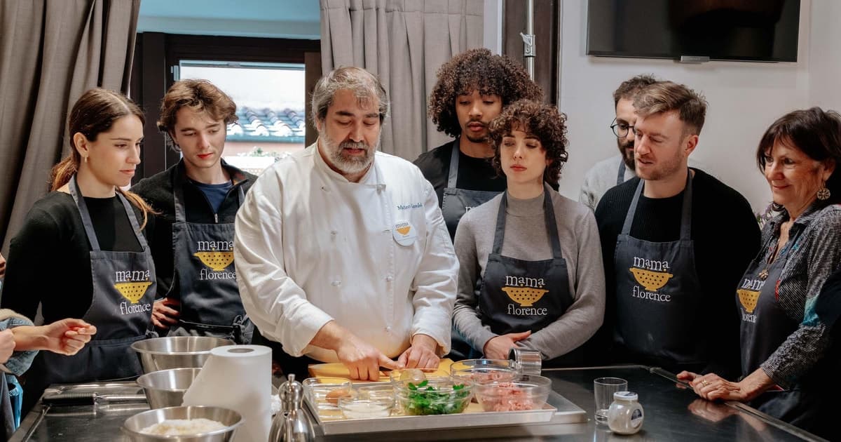 Florence: Market Tour and Pasta Cooking Class with Wine