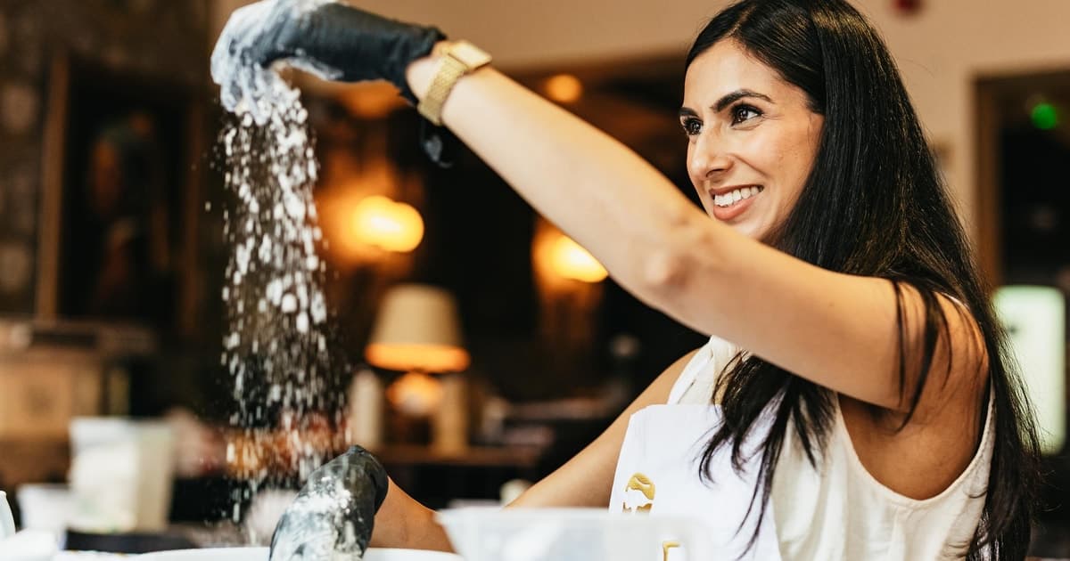 London: Traditional English Scone Making and Tea Workshop