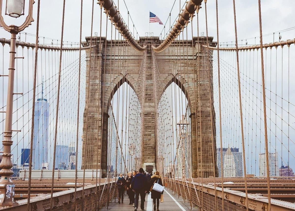 Brooklyn Bridge & Dumbo Neighborhood Walking Tour