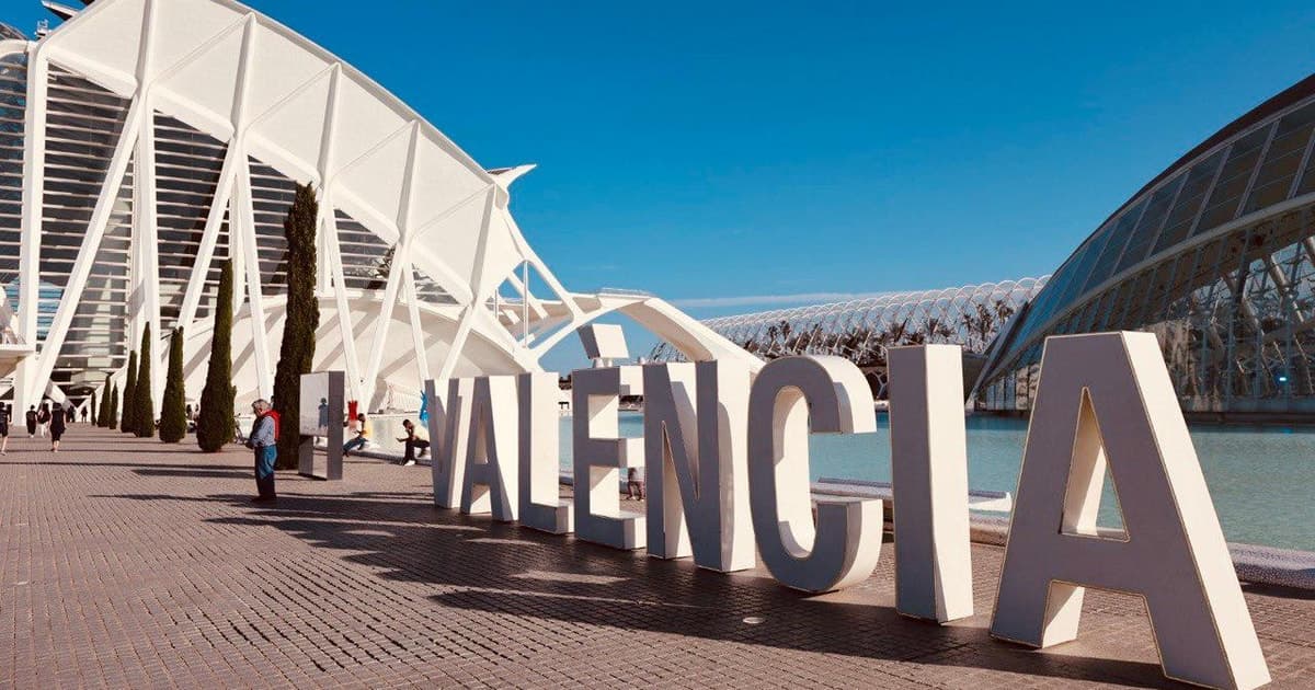 Valencia: tour guiado en bicicleta por los 25 lugares más destacados