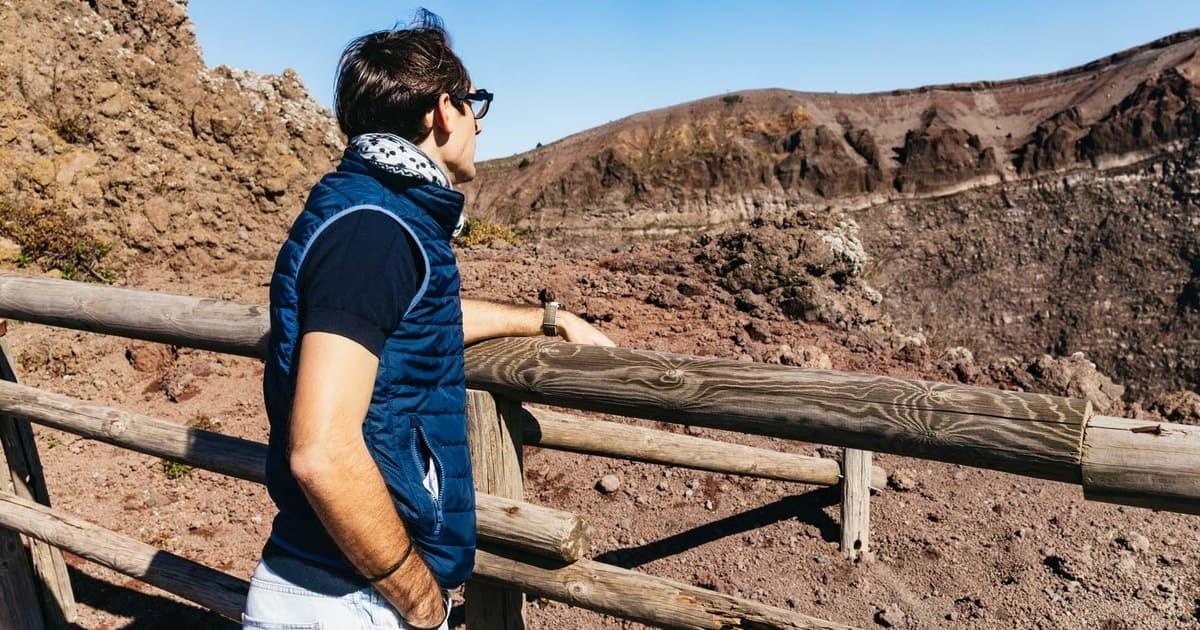 Vesuvius easy transfer+entrance ticket and audioguide