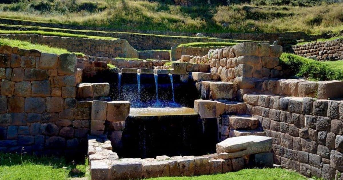Viaje en Coche Privado de Cusco a Puno Comodidad y Escenicidad