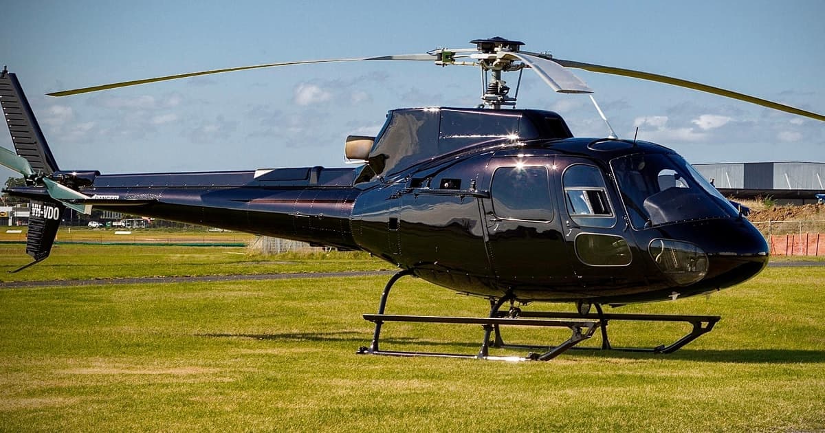 Melbourne: Yarra Valley Helicopter Flight and Lunch at Zonzo