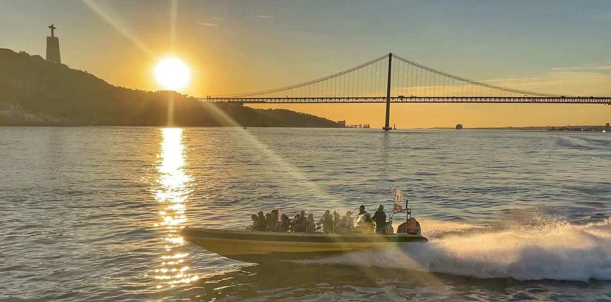 Lisbon Adrenaline Speedboat Adventure