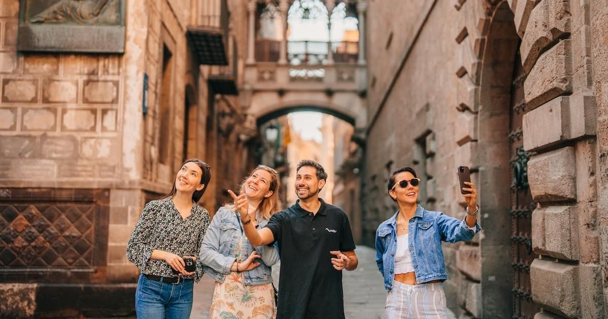 Barcelona: Walking Tour of the Gothic Quarter & El Born