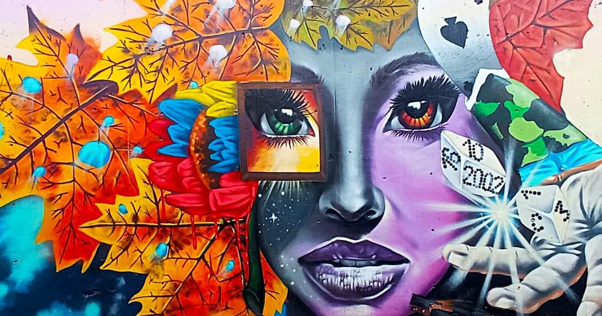 Medellín: Tour de grafitis por la Comuna 13 con comida callejera y teleférico