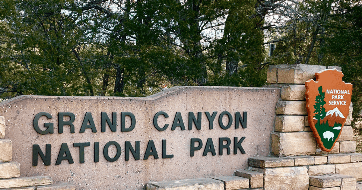 Las Vegas: 2-Day Grand Canyon National Park Bus Tour