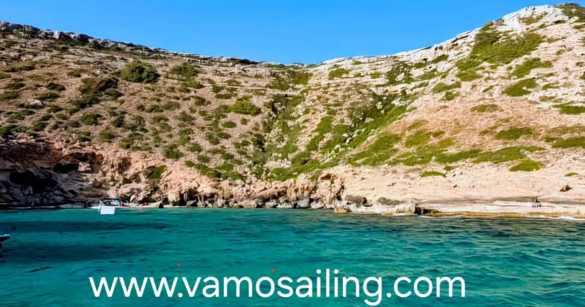 Palma: escapada maravillosa, calas secretas y baño privado en velero