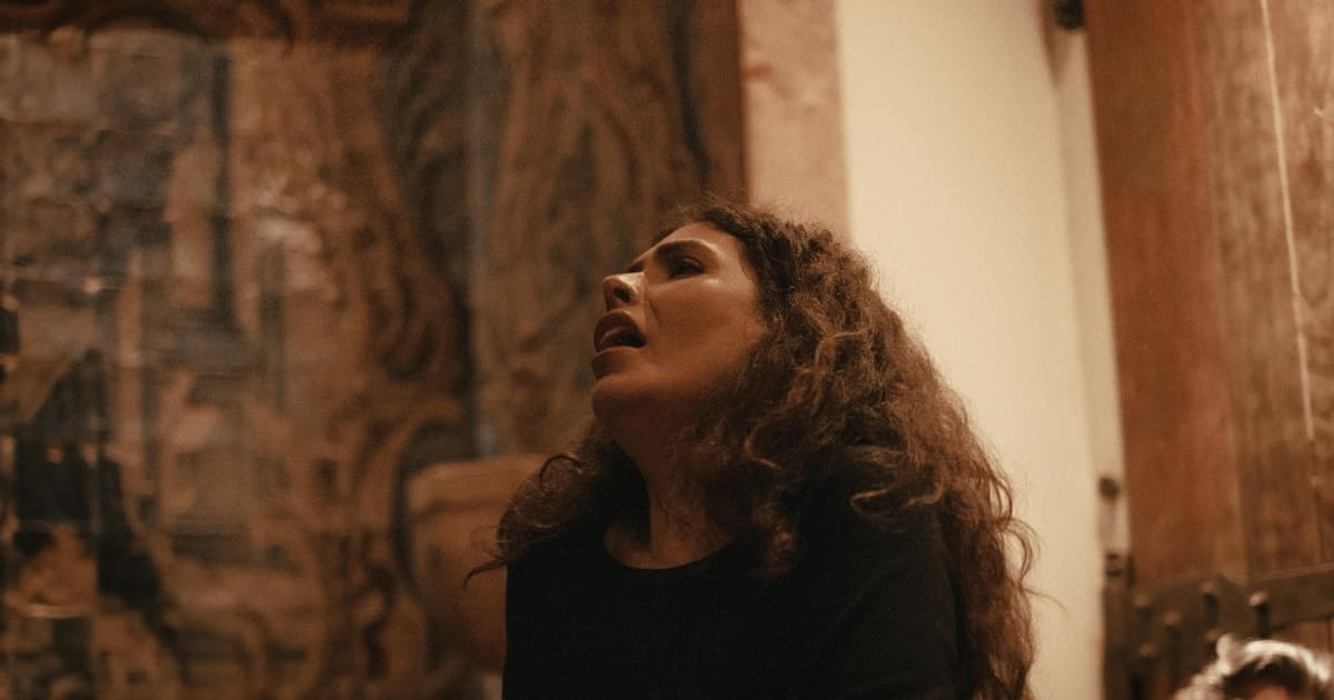 Lisbon: Fado Midnight at Mesa de Frades