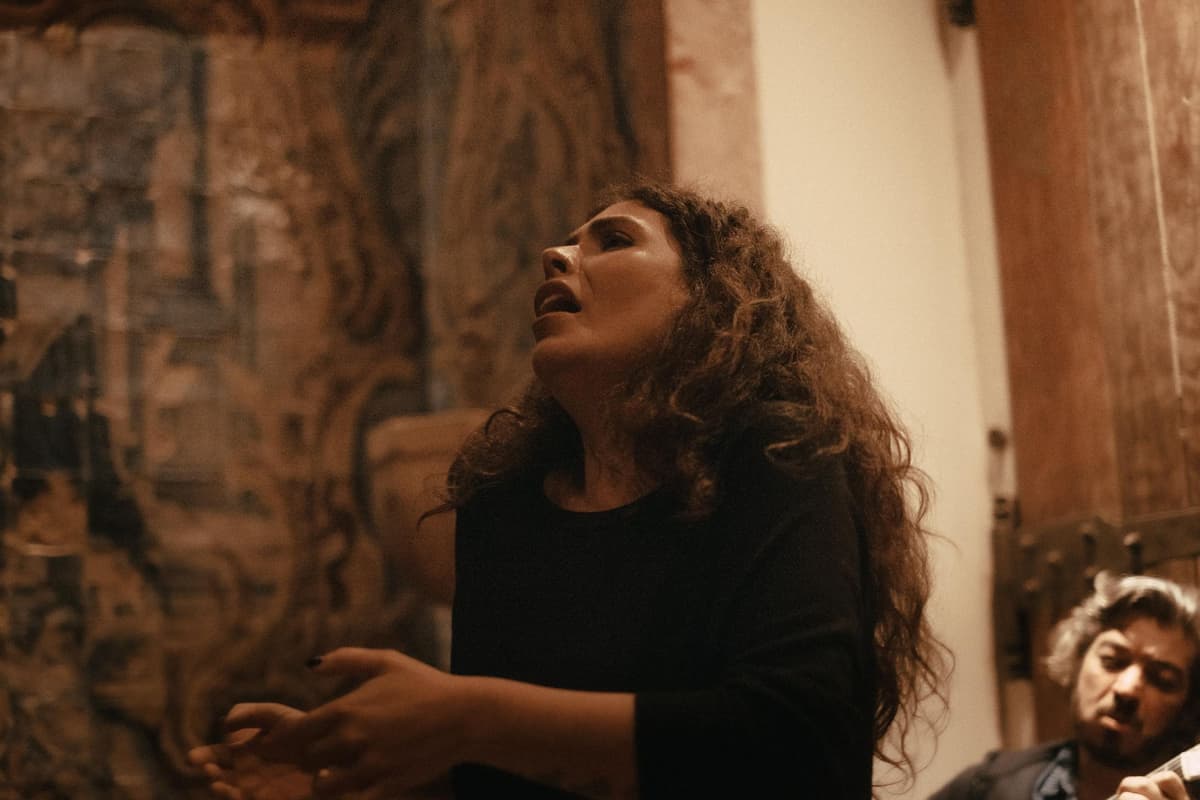 Lisbon: Fado Midnight at Mesa de Frades