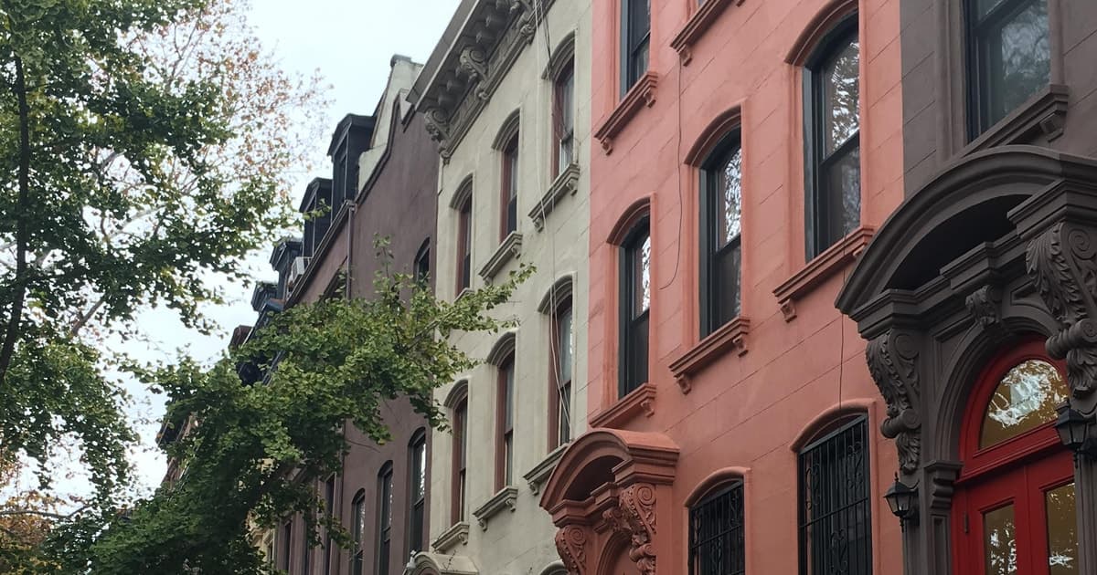 NYC: Gospel Mass, Harlem & Contrasts Sightseeing Tour