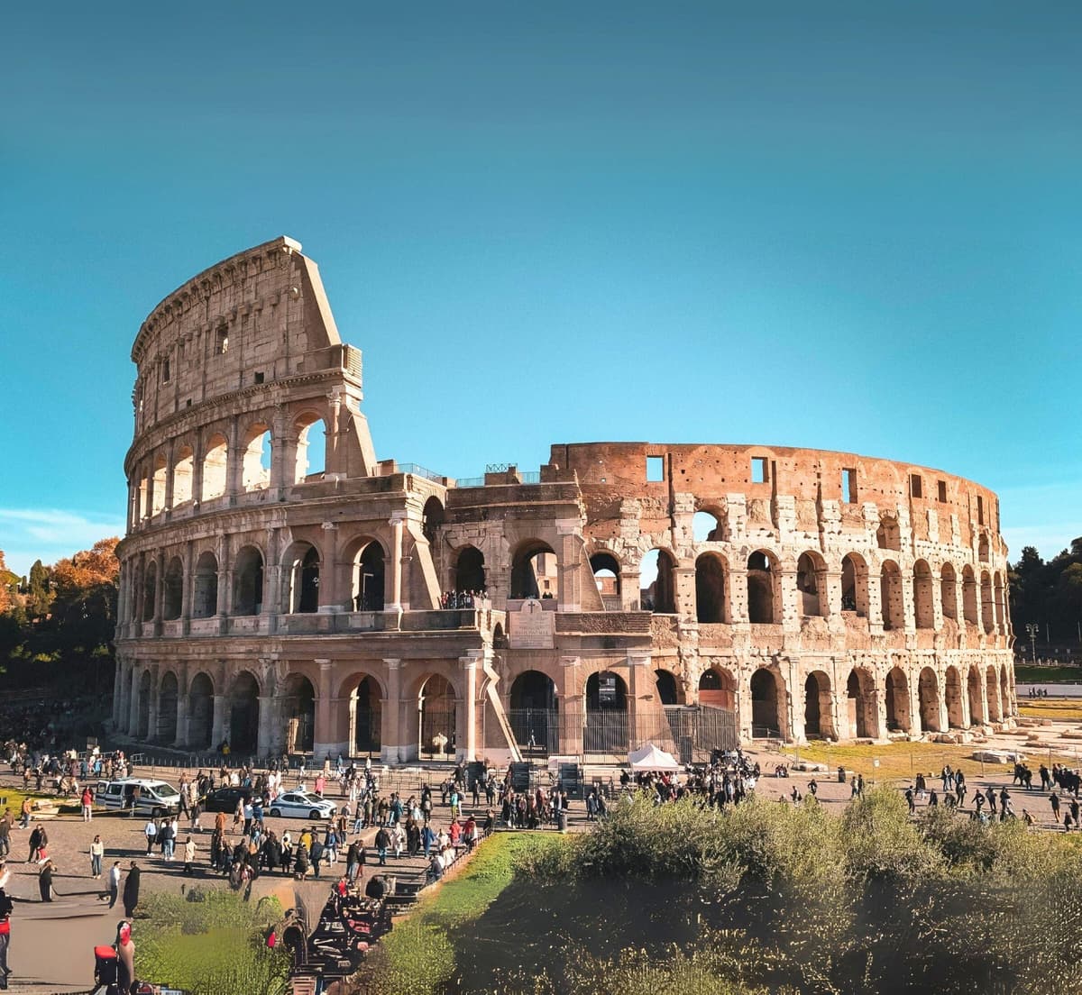 Rome: Colosseum Experience with Host and Audio Guide