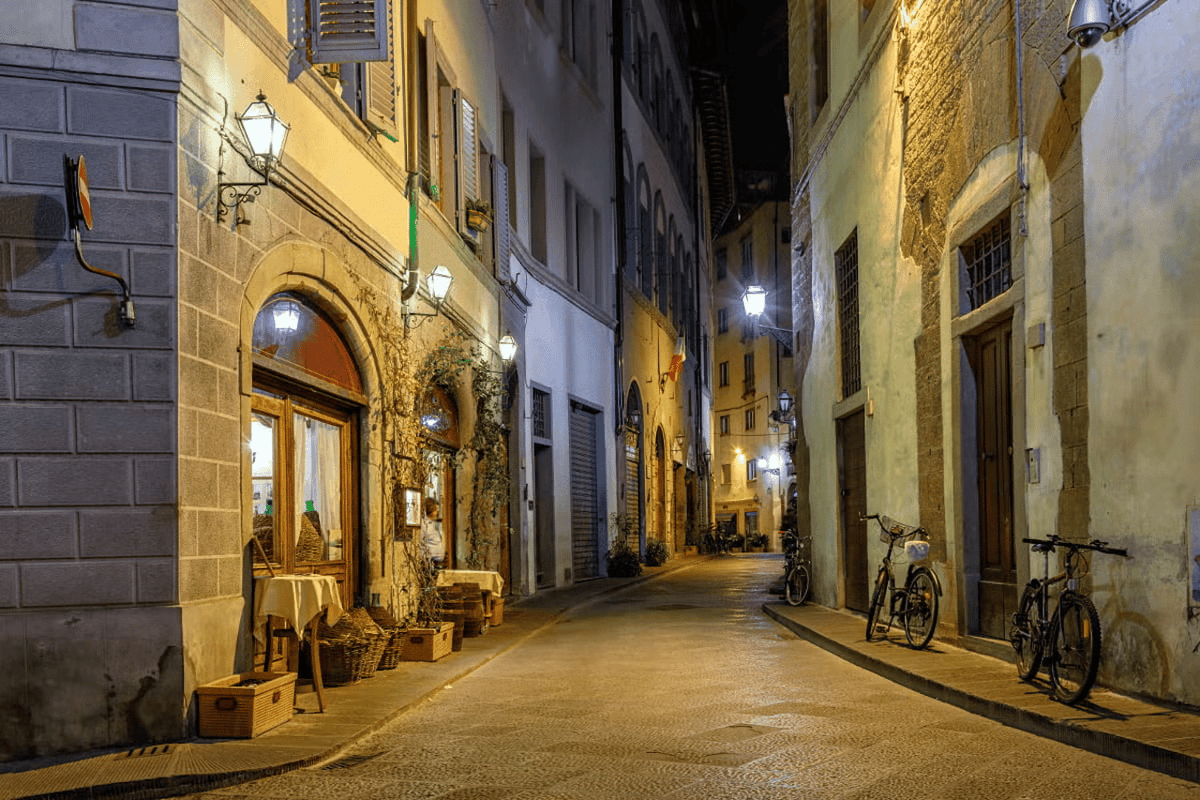 Mysteries & Legends of Florence: Unforgettable Night Tour.