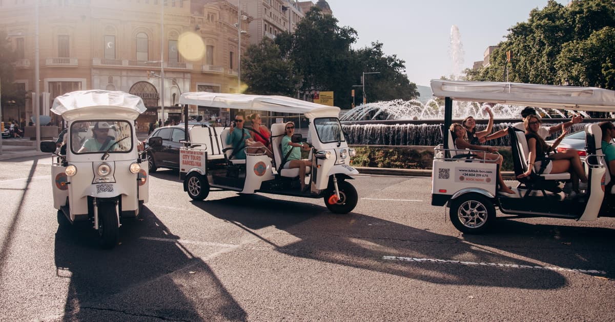 3 Hours Barcelona Tuk Tuk Tour Panoramic Highlights Private