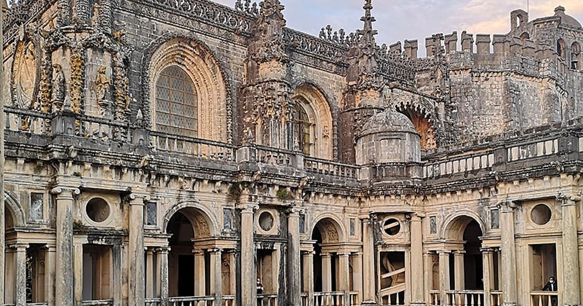 Templar Tour: Lisbon, Almourol, Constancia, Tomar Gems Guide