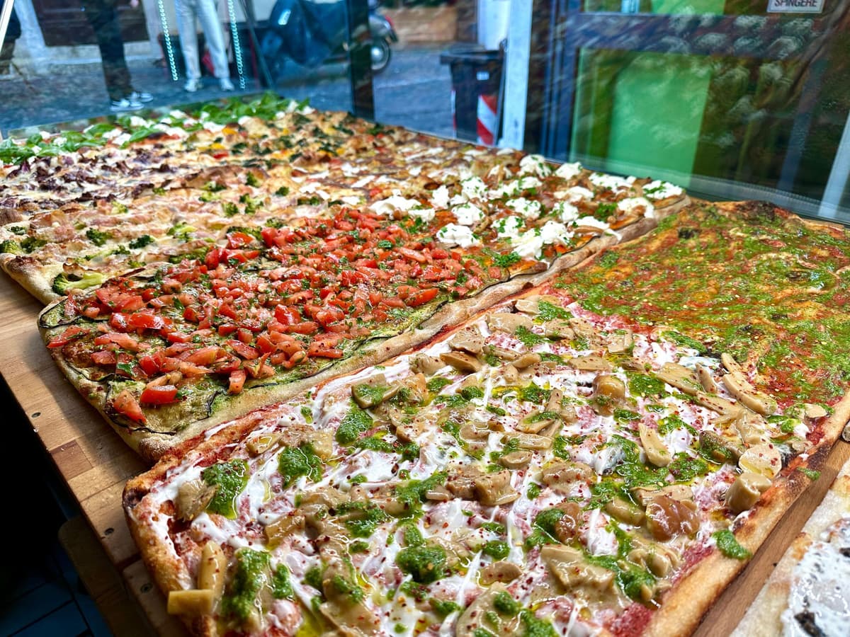Rome: Jewish Quarter and Campo de' Fiori Street Food Tour