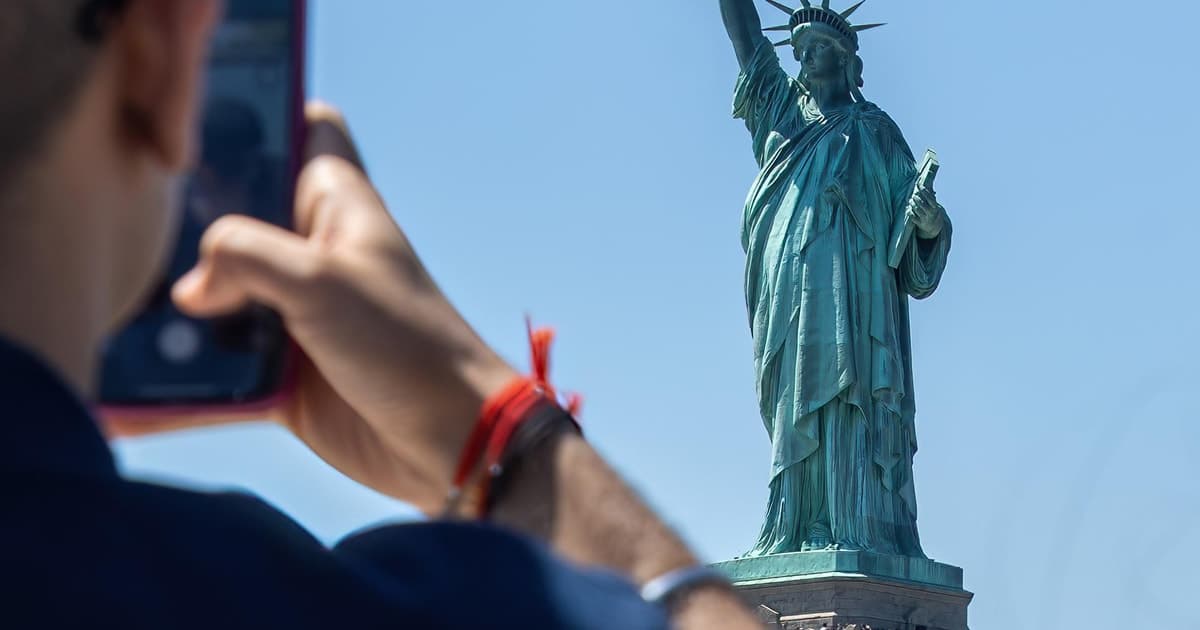 NYC: Statue of Liberty Express Cruise – Freedom Liberty Tour