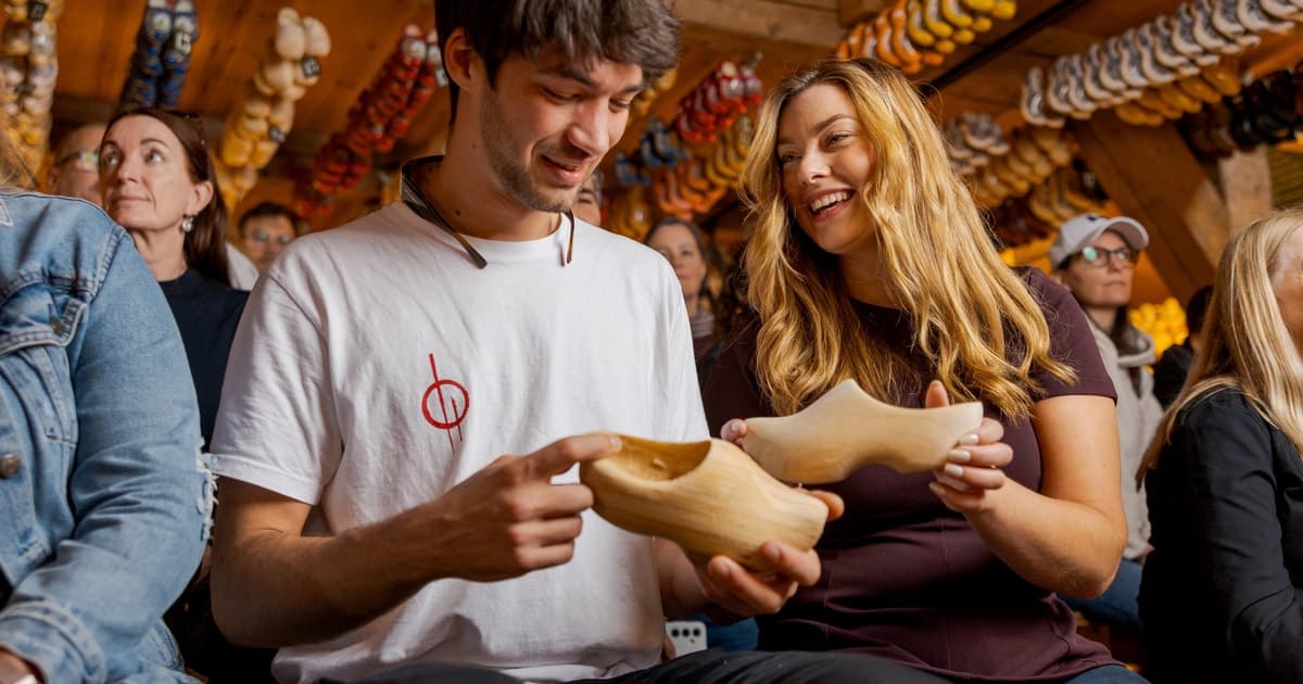 Desde Ámsterdam: tour por Volendam y Zaanse Schans con queso