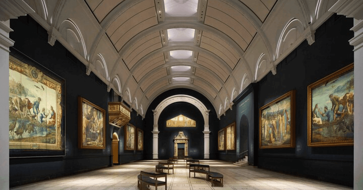 London: Victoria and Albert Private Tour with Expert Guide