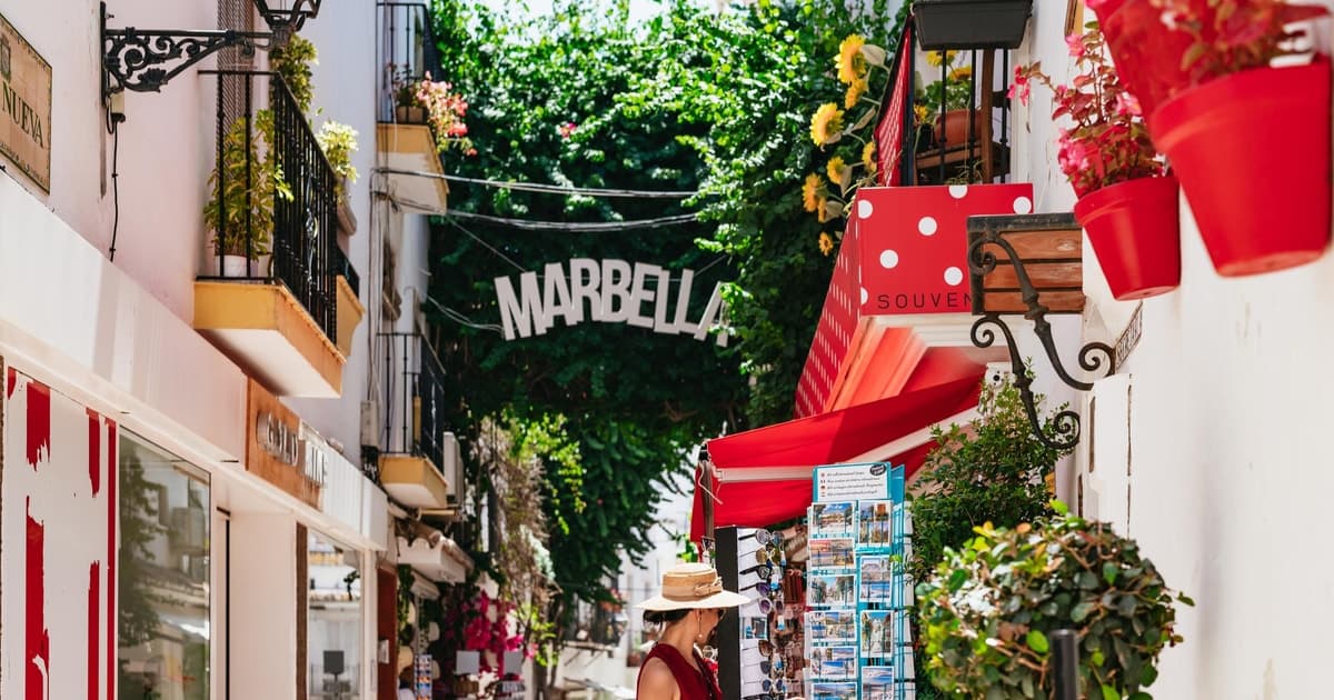 Desde la Costa del Sol: Recorrido por Mijas, Marbella y Puerto Banús