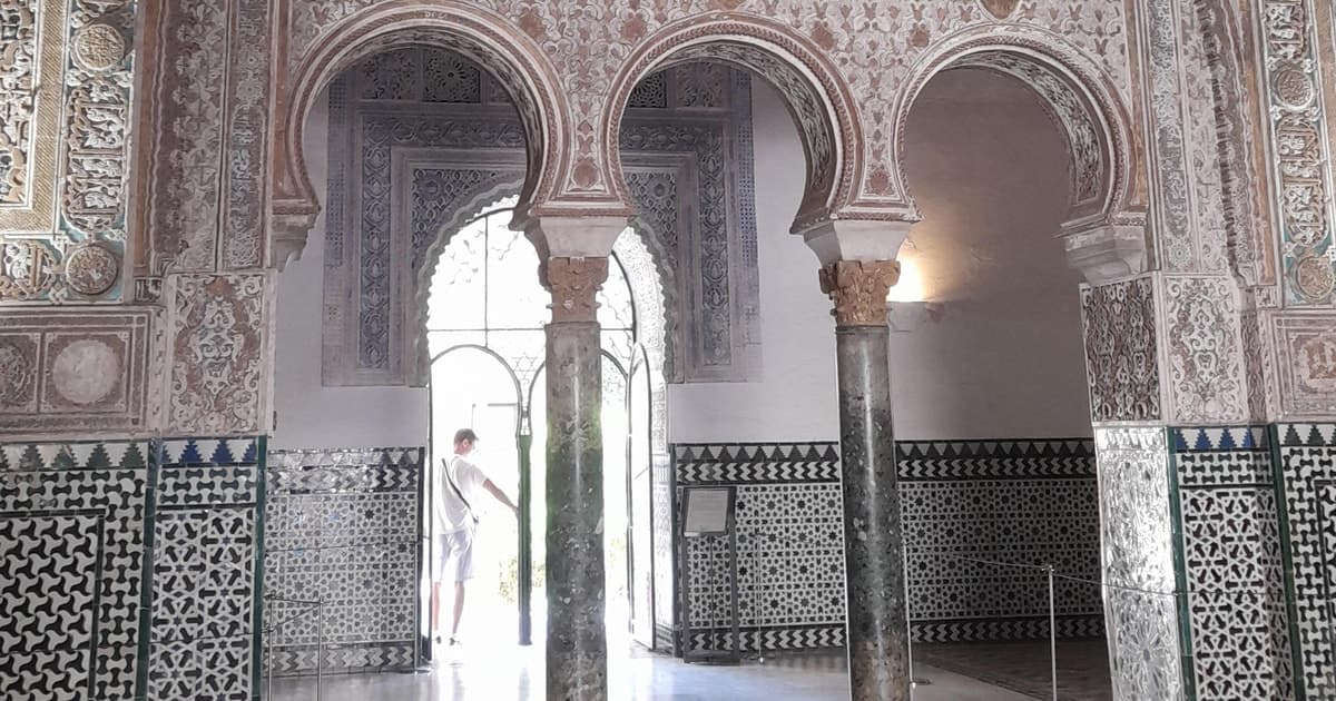 Alcázar de Sevilla tour privado y judería visita guiada