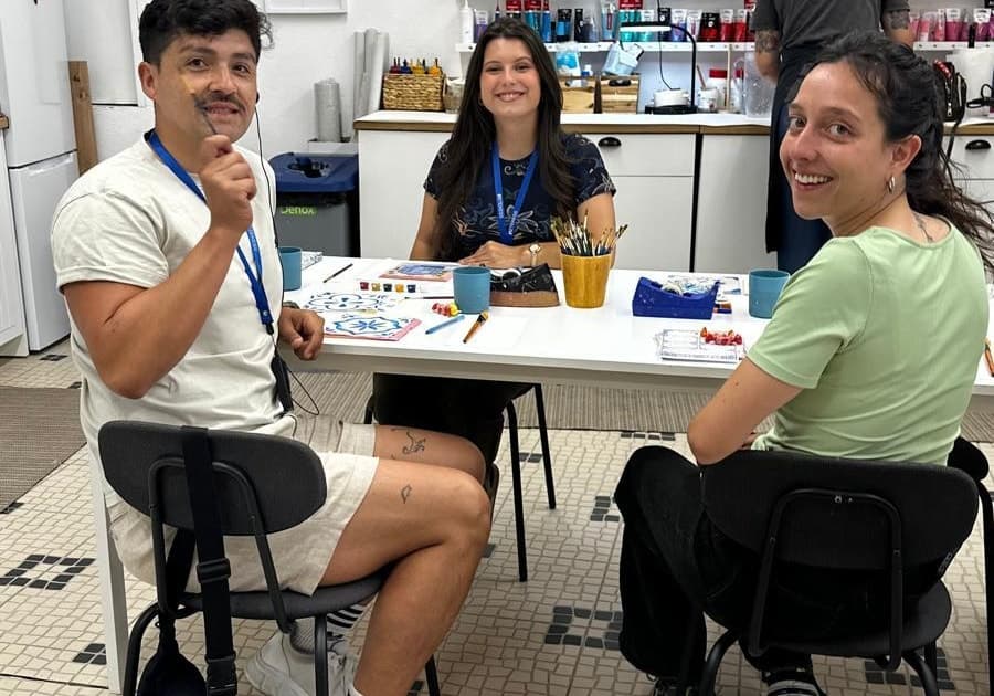 Porto: walk, paint and take home a piece of Portugal