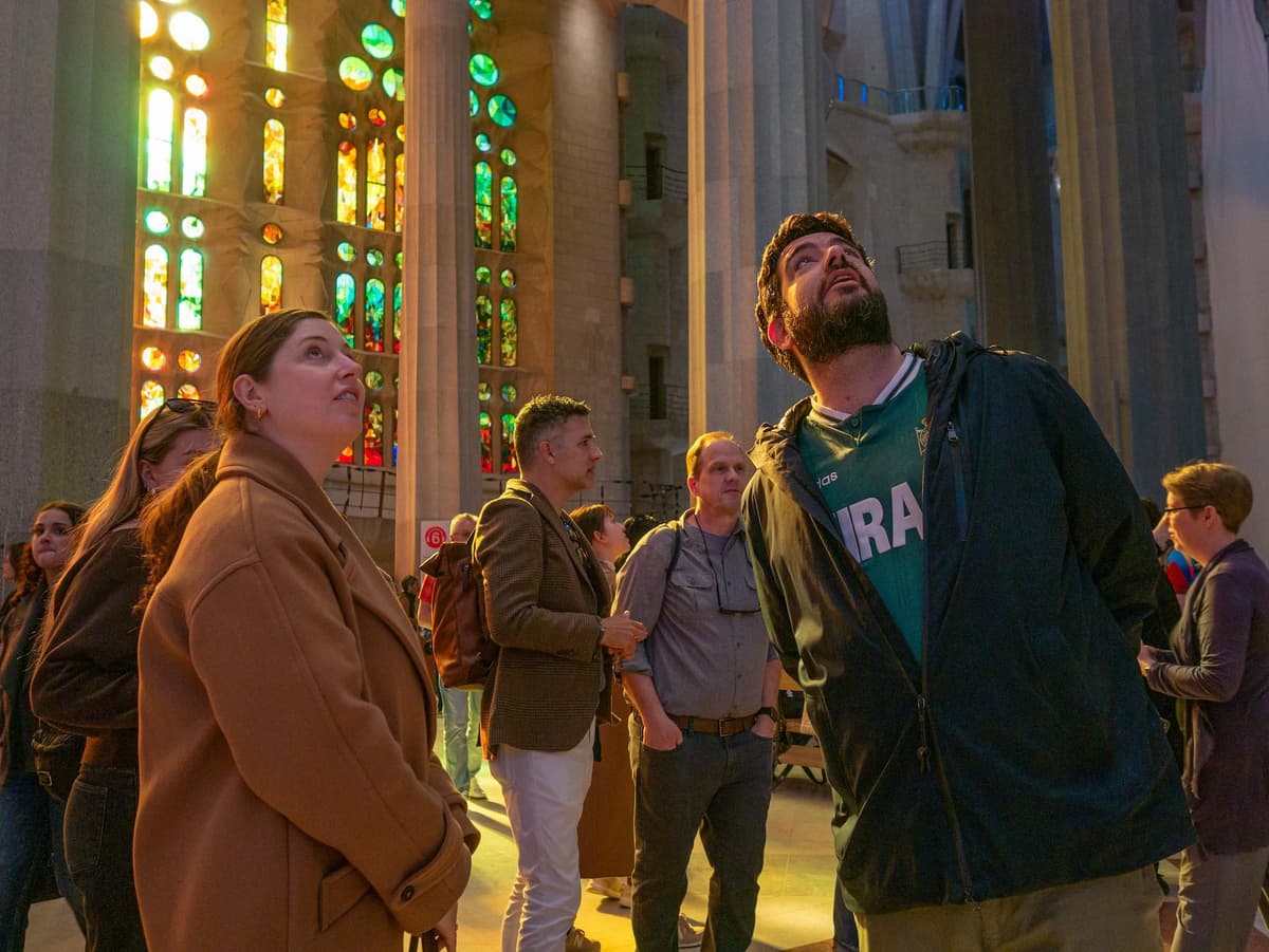 Barcelona: Sagrada Familia, Park Güell, Casa Milà y tapas