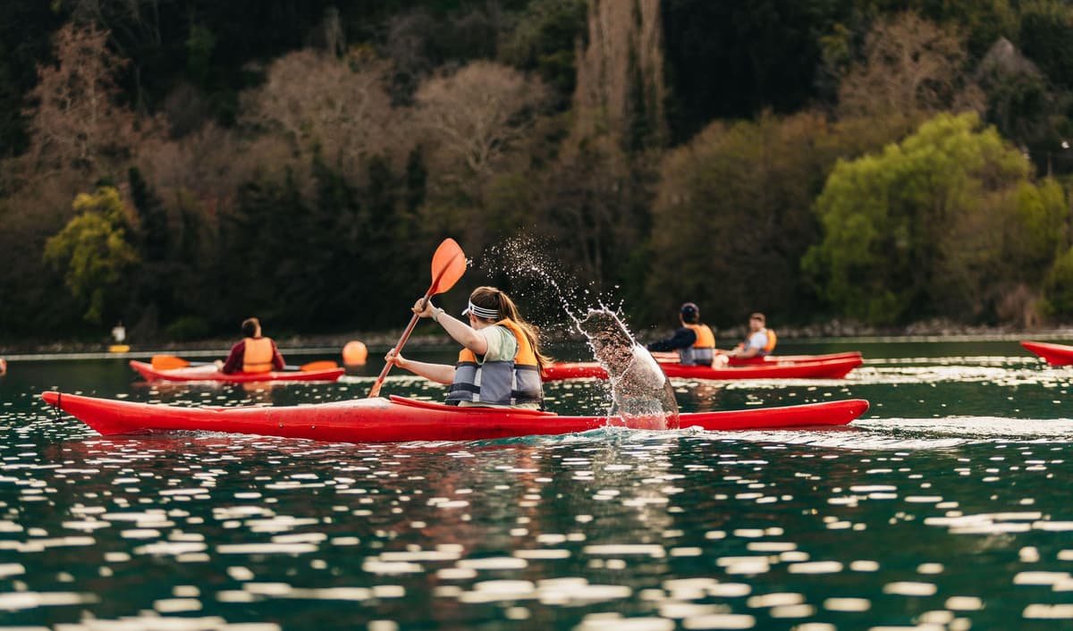 Kayak entre arqueología y naturaleza en el lago de Castel Gandolfo