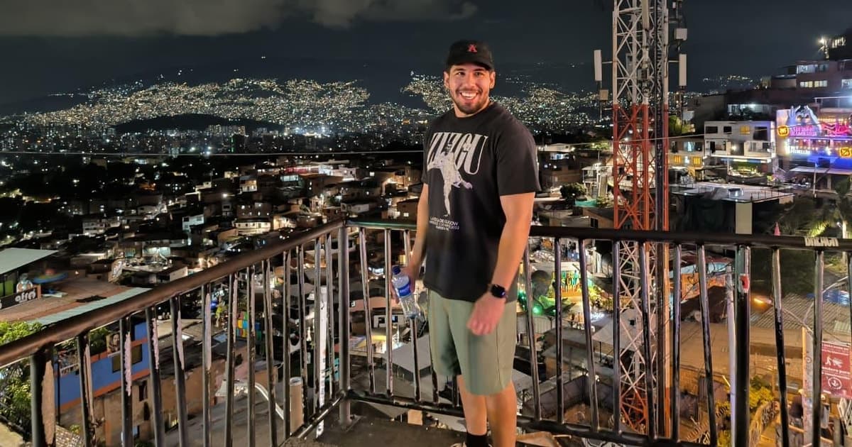 Experiencia Completa Comuna 13 | Metro, Metrocable, Arte Urbano y Cultura.