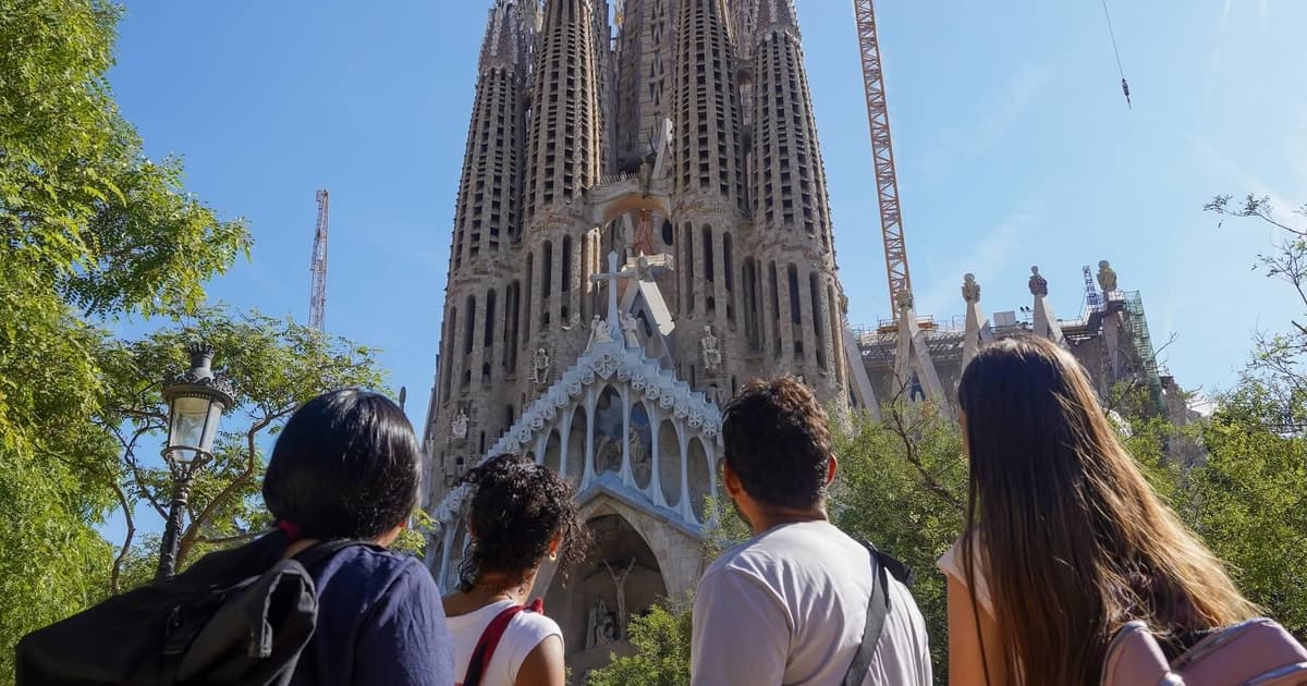 Barcelona: Tour guiado por la Sagrada Familia con acceso a la torre
