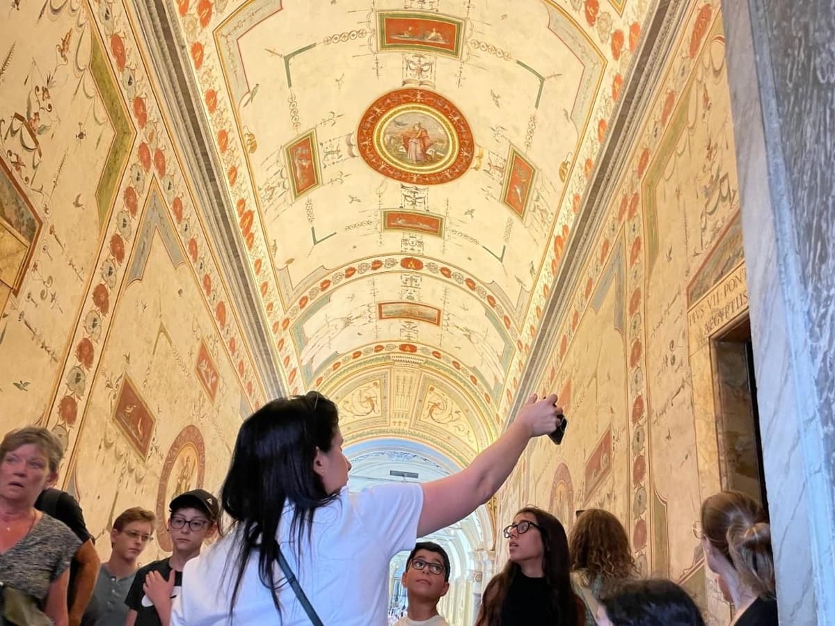Museos Vaticanos y Capilla Sixtina + opción de basílica de San Pedro