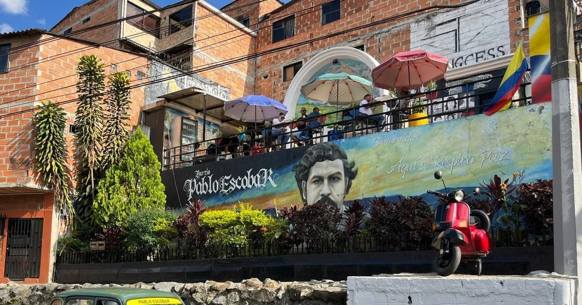 Medellín: Tour Pablo Escobar con Museo y souvenir, tu mejor experiencia