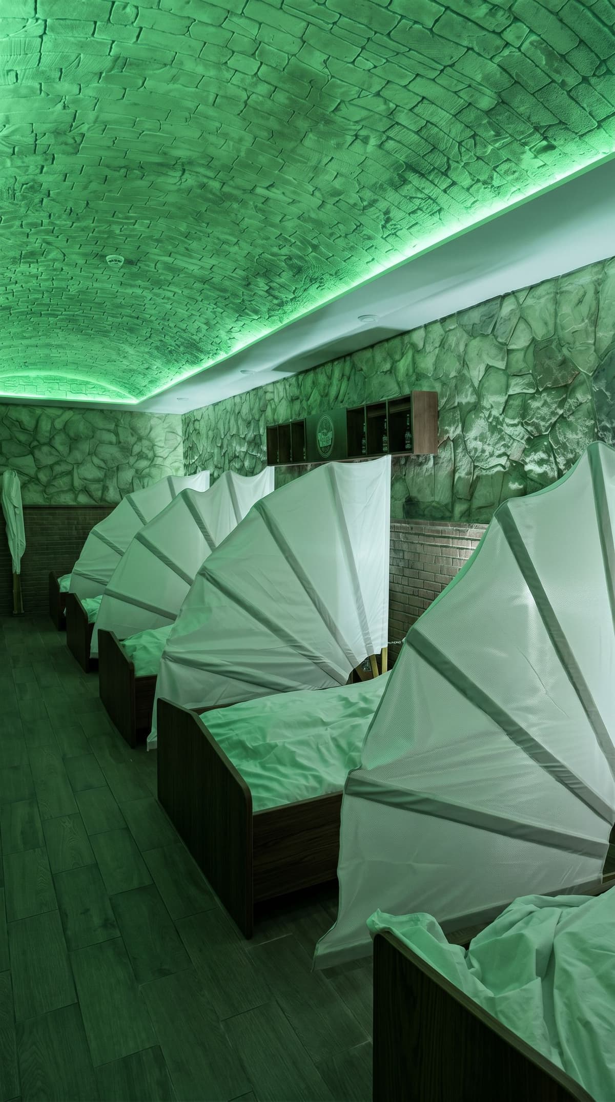 Porto: Beer Spa Experience with Tasting and Snack