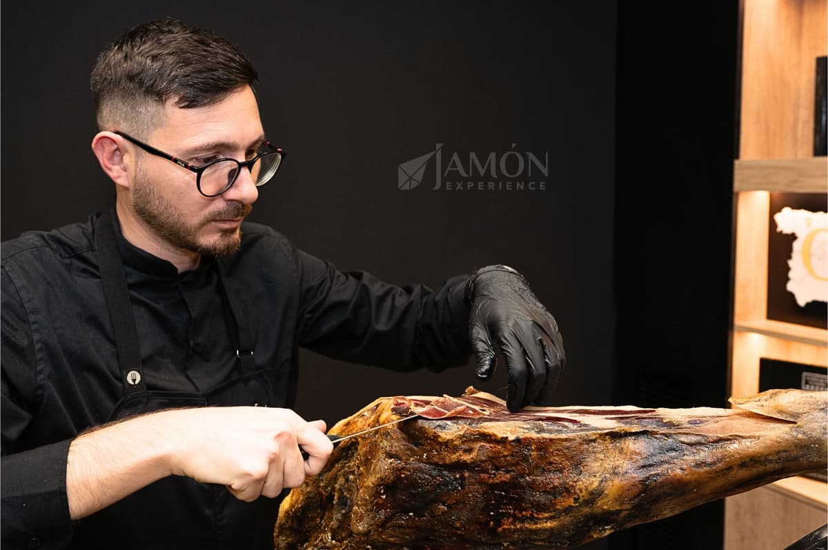 Barcelona: taller de corte de jamón ibérico con degustación
