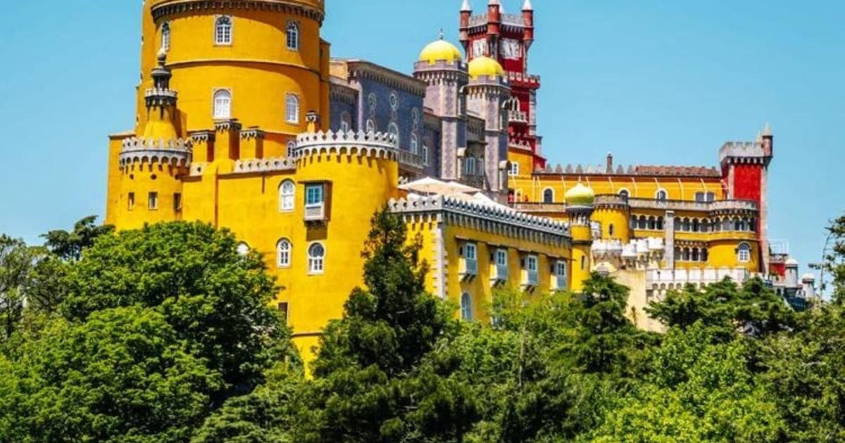 From Lisbon: Sintra, Cabo da Roca & Cascais Photo Tour