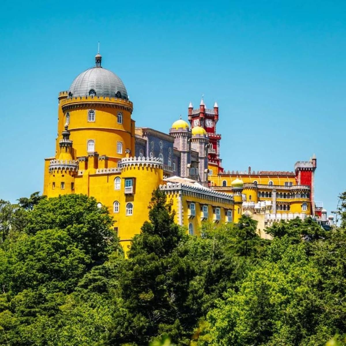 From Lisbon: Sintra, Cabo da Roca & Cascais Photo Tour