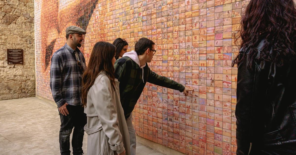 Barcelona Guided Walking Tour: History & Hidden Gems