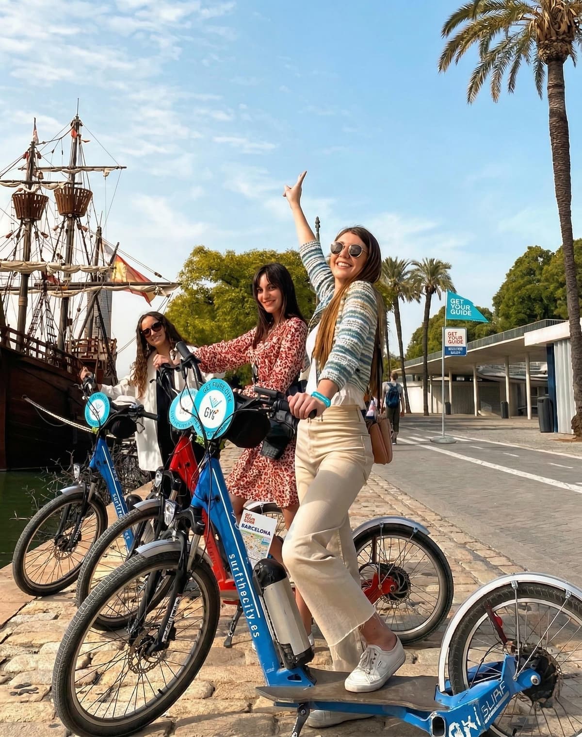Seville: Big Wheel Kite-Scooter & E-Bike Tour