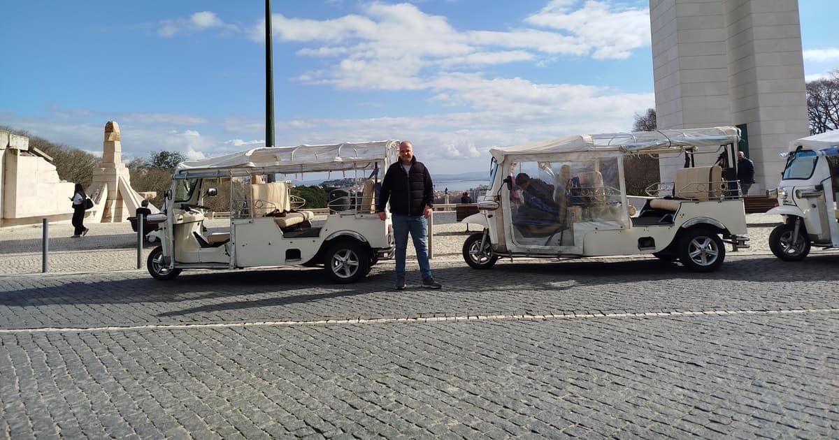 Lisboa: tour de 3 horas en tuk-tuk con recogida gratuita