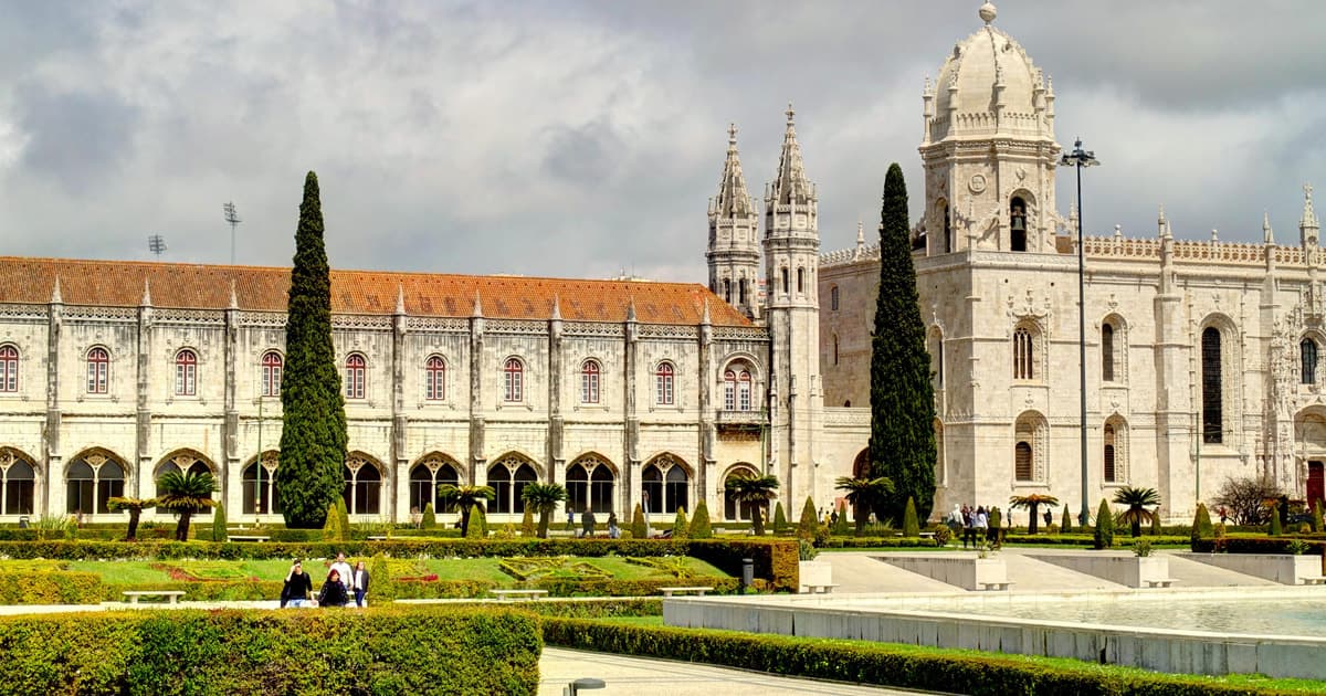 Lisbon: Belém District & Jerónimos Monastery Guided Tour