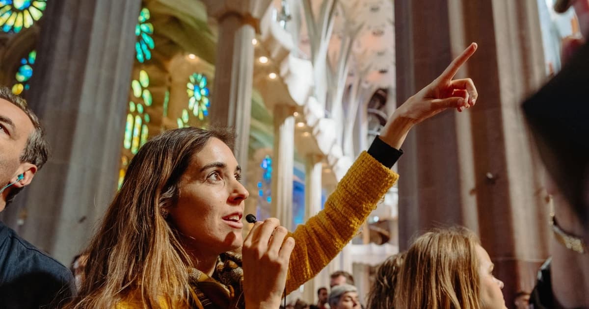 Tour de los puntos destacados de Gaudí con Casa Batlló y Sagrada Familia