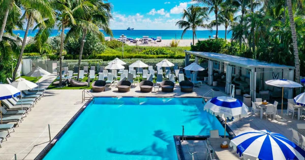 Miami Beach: pase de playa y piscina de The Sagamore Hotel
