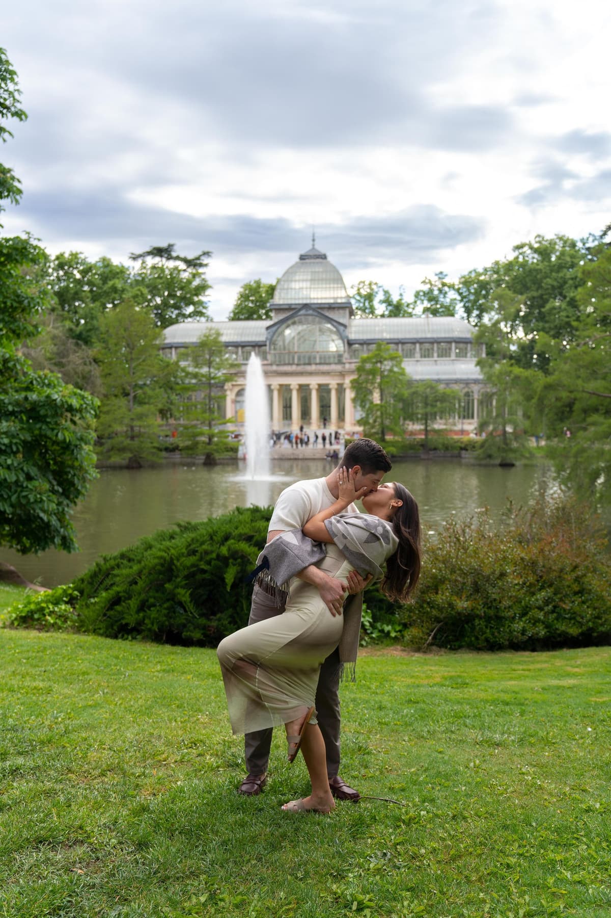 Madrid: Sesión fotográfica profesional en el parque del Retiro