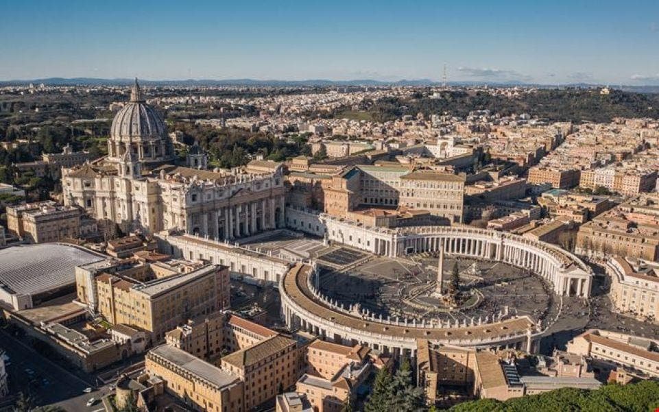 Rome: Private Tuk-Tuk Tour of Iconic Churches