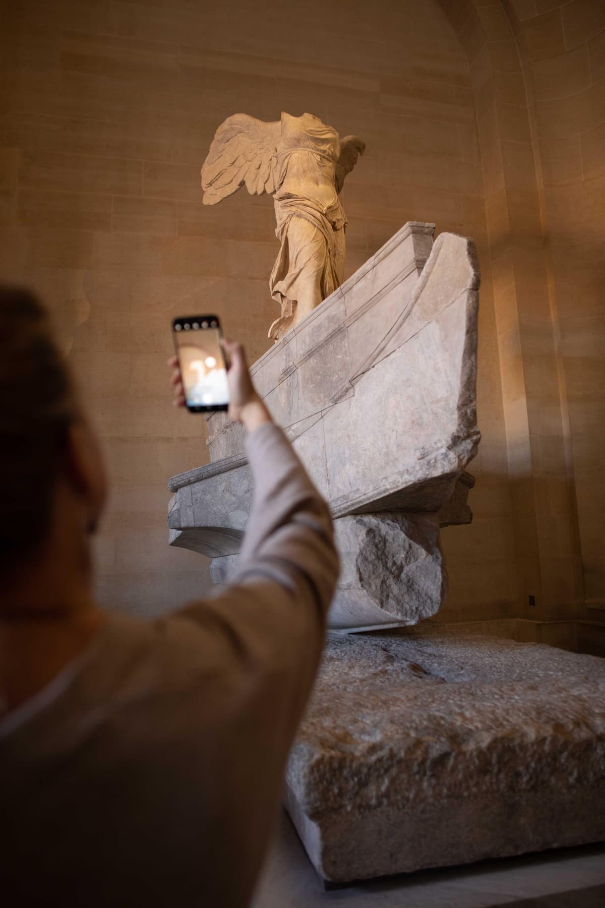 Paris: Louvre Museum Private Guided Tour with Mona Lisa