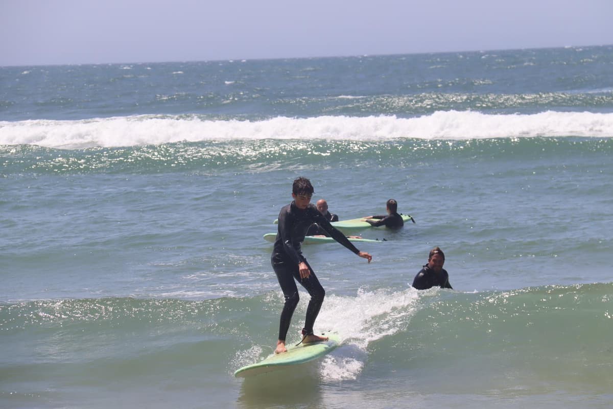 Beginner Surf Lesson in Vila Nova de Gaia (Near Porto)