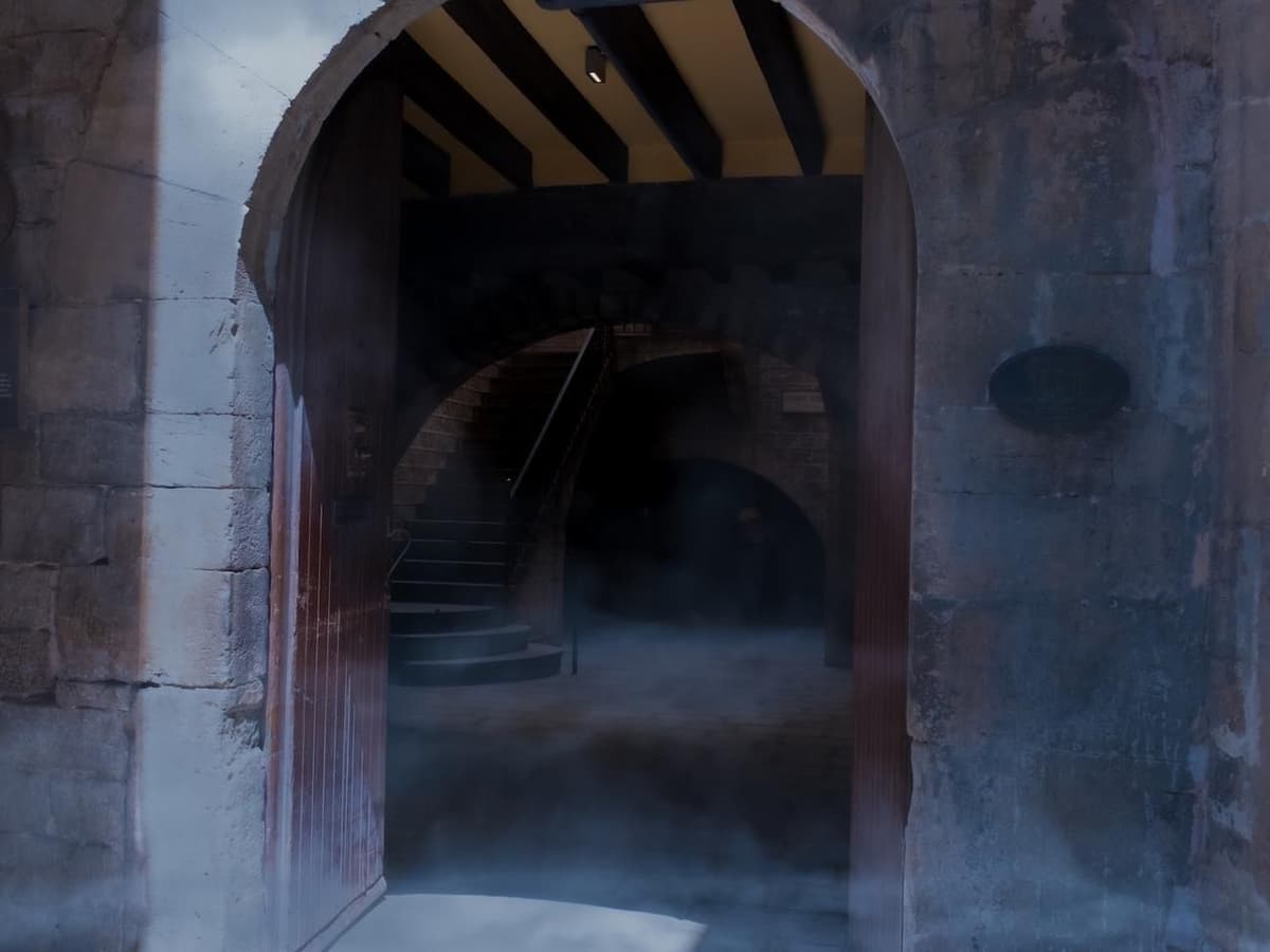 Barcelona: Old Town Ghosts and Legends Walking Tour