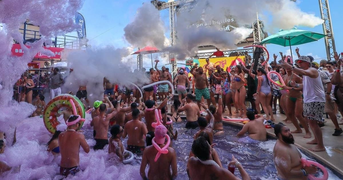 Cancún: Fiesta en la playa en Coco Bongo